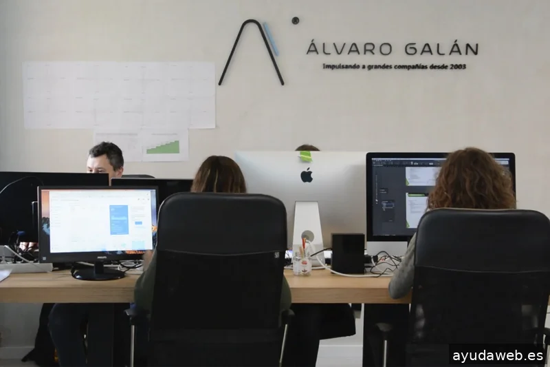 ÁLVARO GALÁN ONLINE