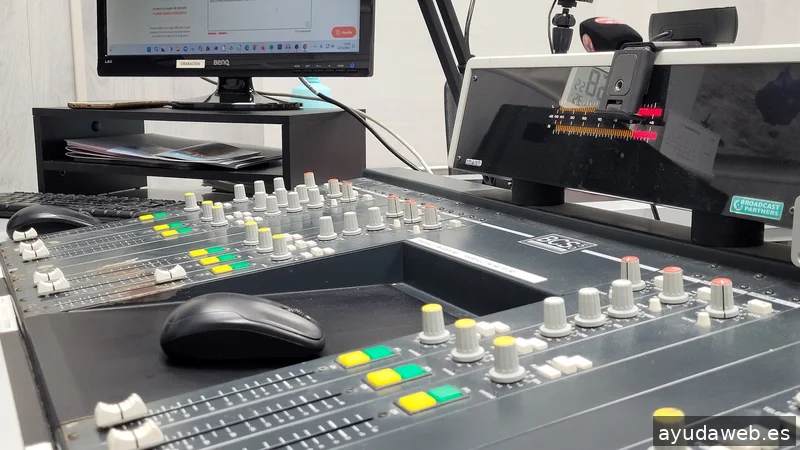 📻 Torrevieja Radio | Comunicación y Publicidad en Torrevieja