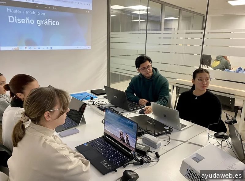 Idecrea. Escuela de diseño y creación digital