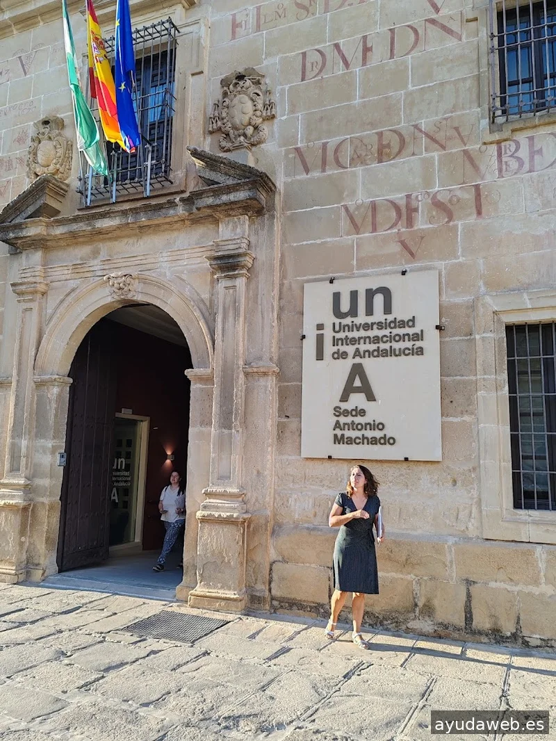 Laura Calvo | Oleoturismo, Contenido y Estrategia de ventas para Marcas de Aceite de Oliva que no quieren parecer genéricas