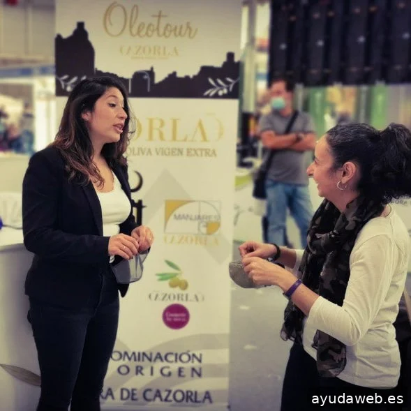 Laura Calvo | Oleoturismo, Contenido y Estrategia de ventas para Marcas de Aceite de Oliva que no quieren parecer genéricas