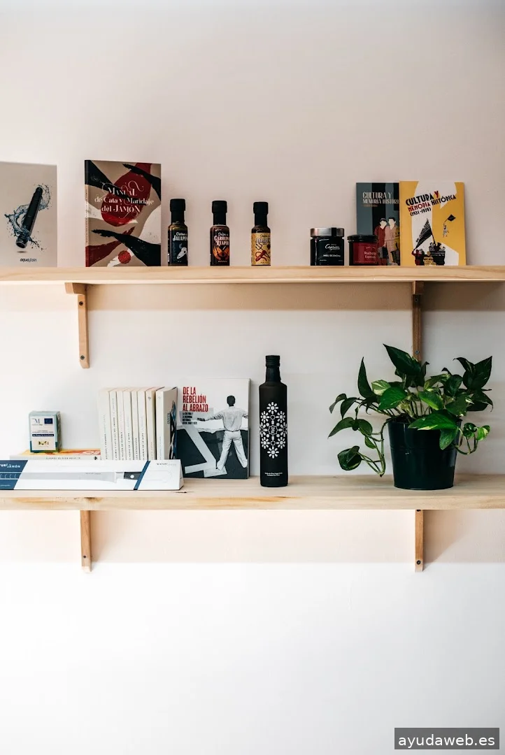 Squembri, Branding & Diseño