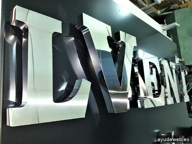 Rótulos y luminosos baratos