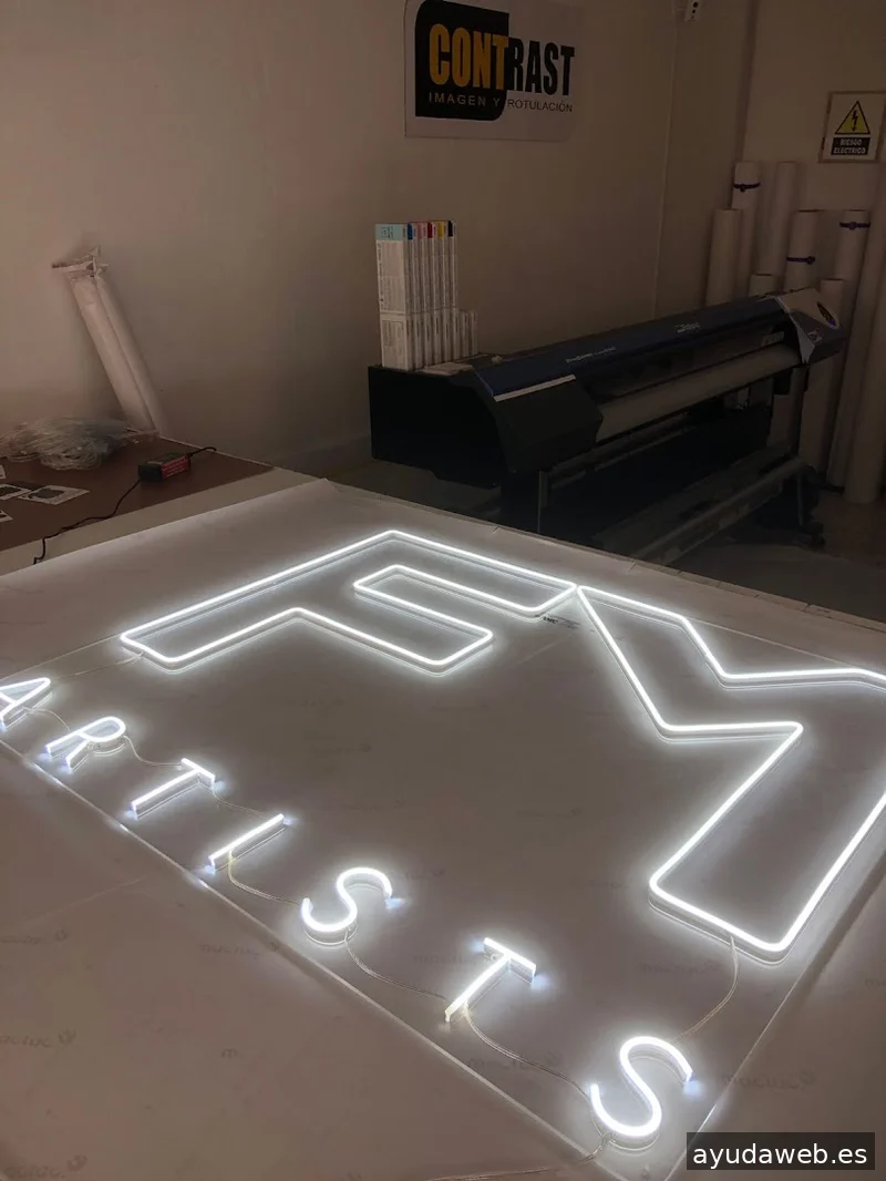 CONTRAST Imagen y Rotulación