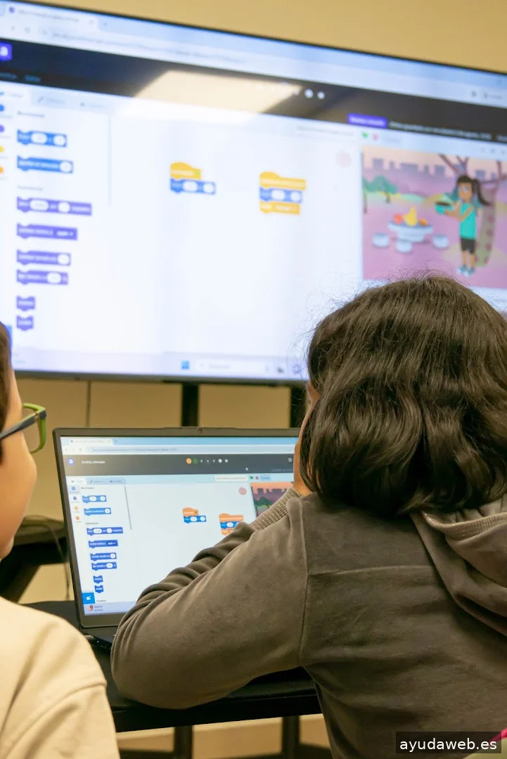 Algorithmics Toledo: Escuela programación para niños/as y jóvenes de 5 a 18 años