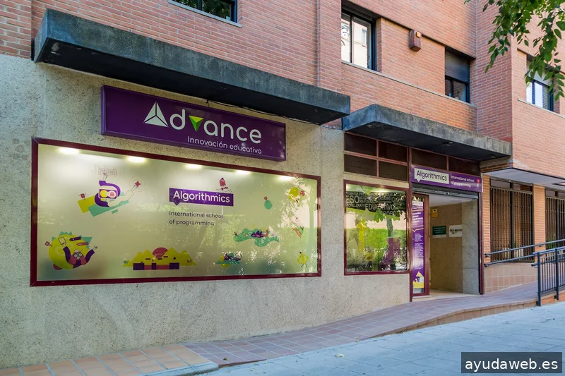 Algorithmics Toledo: Escuela programación para niños/as y jóvenes de 5 a 18 años