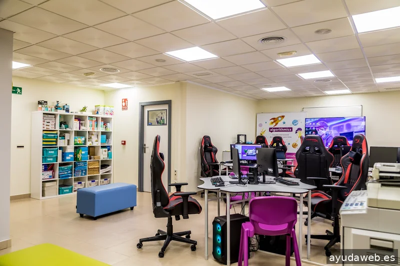 Algorithmics Toledo: Escuela programación para niños/as y jóvenes de 5 a 18 años