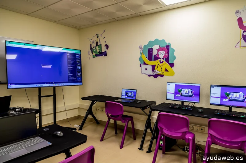 Algorithmics Toledo: Escuela programación para niños/as y jóvenes de 5 a 18 años