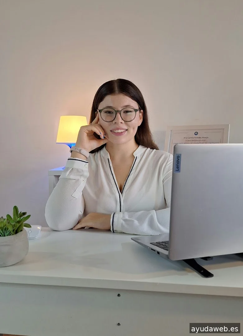 Camila paredes CM: Diseño web y Marketing Digital Alicante