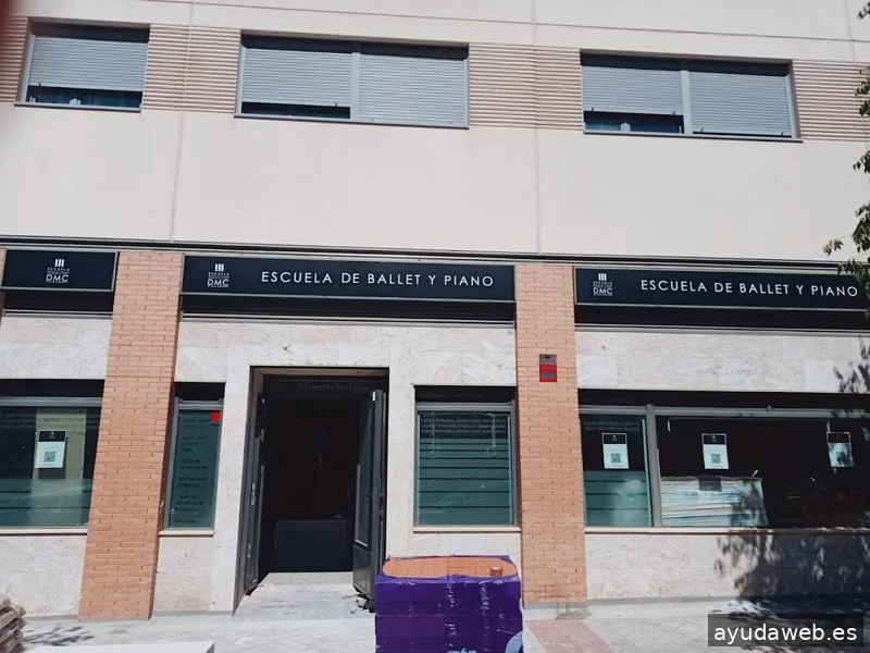 Rótulos y Soluciones Madrid s.l. Letras corpóreas, Carteles