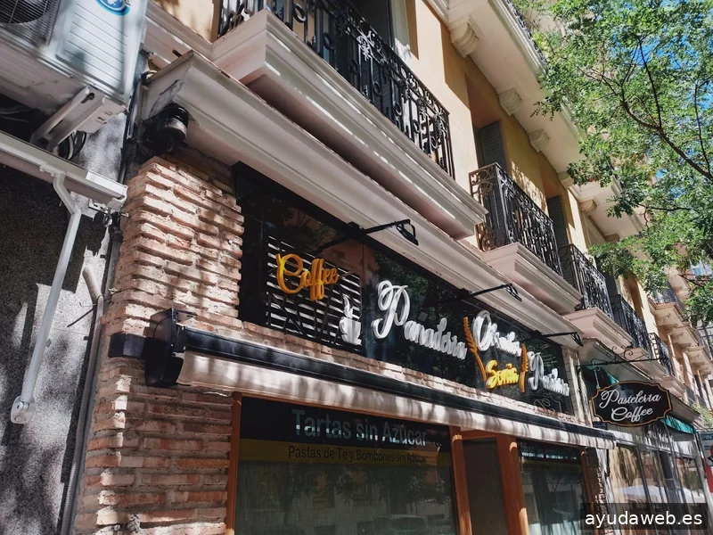 Rótulos y Soluciones Madrid s.l. Letras corpóreas, Carteles