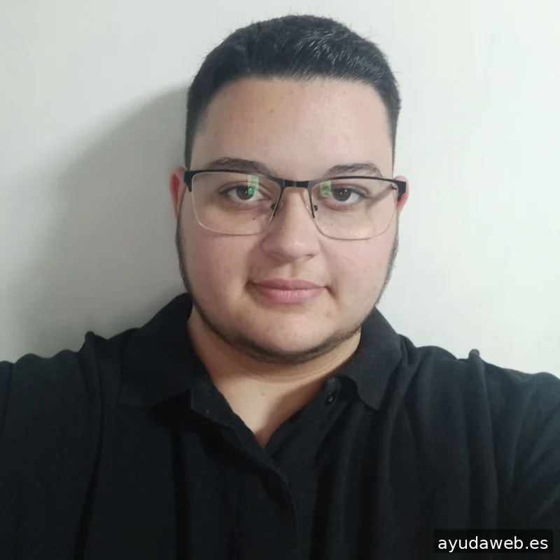 Aron Ramírez Community Manager