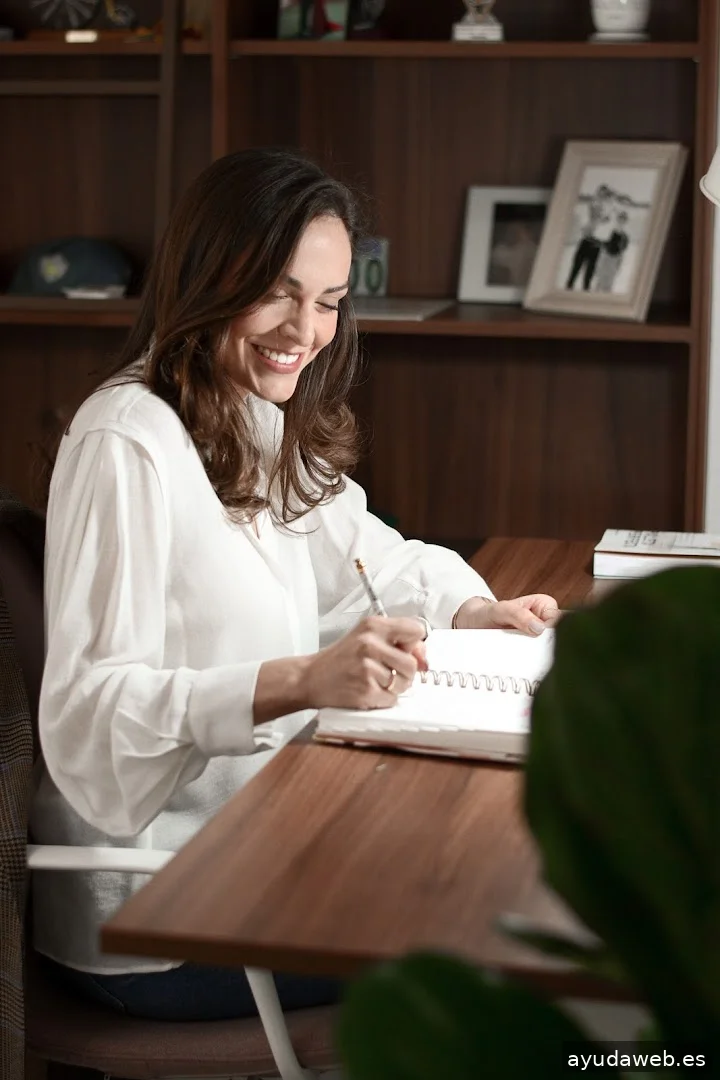 Elenacotorra | Diseño y Marketing