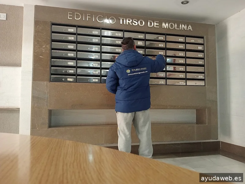 Publizona Granada / Servicios Publicitarios Profesionales