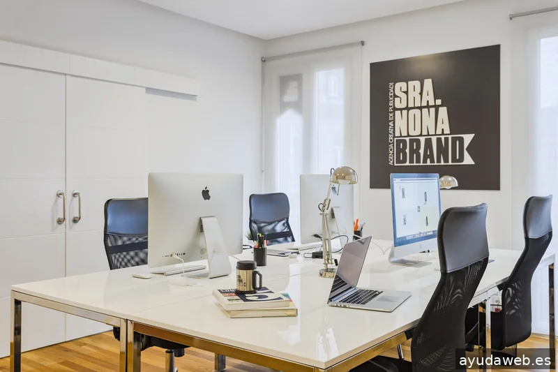Sra. Nona Brand