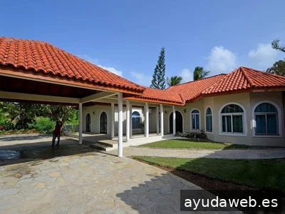 La Casa de Los Alvarez