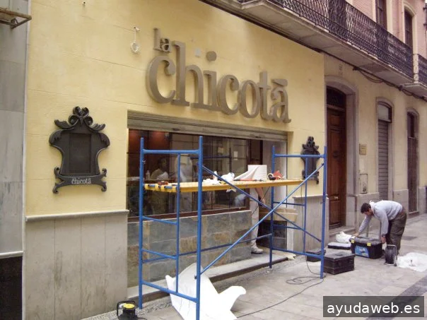 Rótulos Granada Rotulación en vinilo y Luminosos Kuyata Letras corporeas