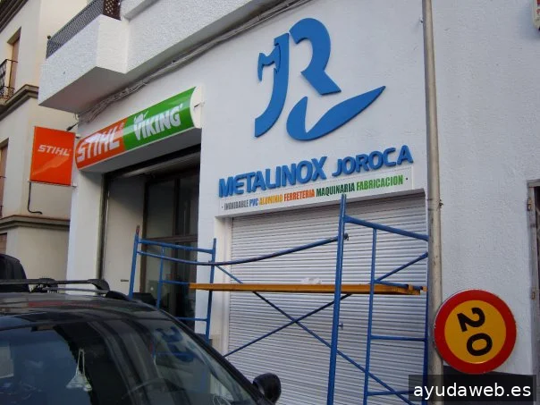 Rótulos Granada Rotulación en vinilo y Luminosos Kuyata Letras corporeas