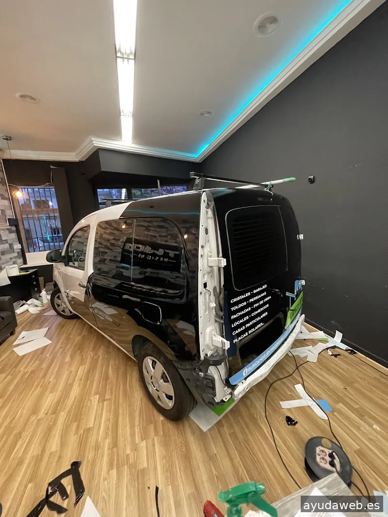 Two Designs | Rotulación y diseño gráfico