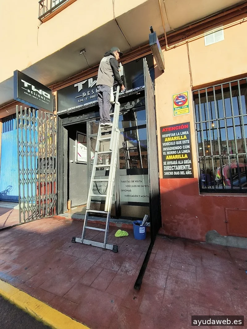 Two Designs | Rotulación y diseño gráfico