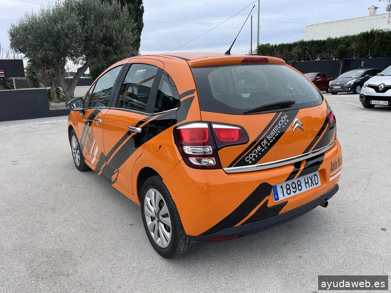 Two Designs | Rotulación y diseño gráfico