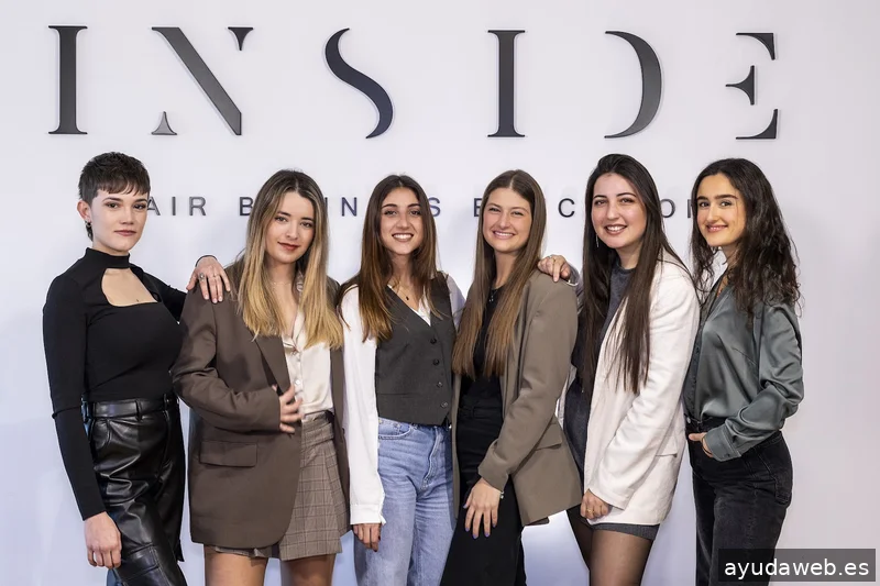 INSIDE HAIR