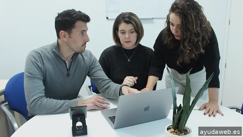 Agencia diseño web Huelva | Jonathan Vélez