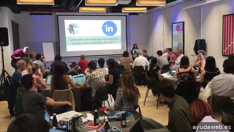 Inge Sáez | Marketing Honesto 2021 S.L.