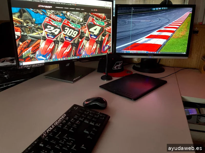 POLEGRAPHICS MOTORSPORTS