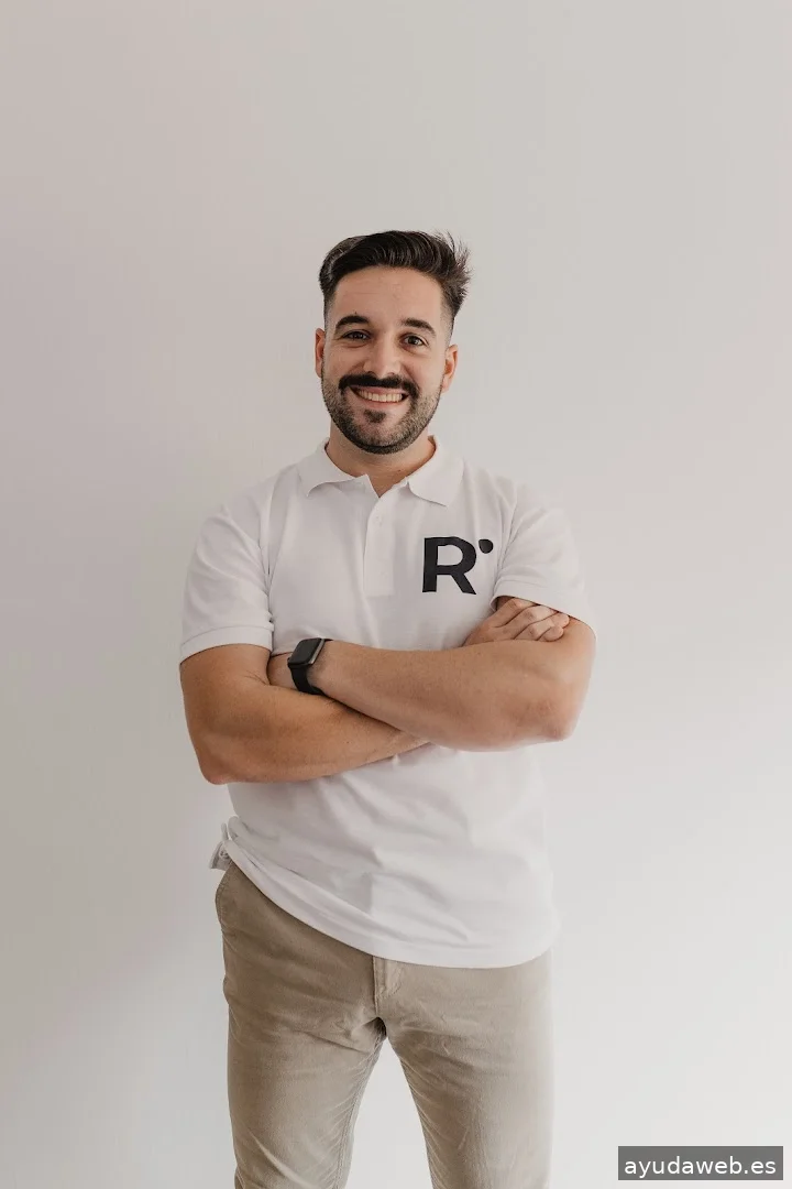 𝗥𝗶𝗰𝗮𝗿𝗱 𝗣𝘂𝗶𝗴 𝗠𝗮𝗿𝗸𝗲𝘁𝗶𝗻𝗴 | Agencia de marketing en Mataró |