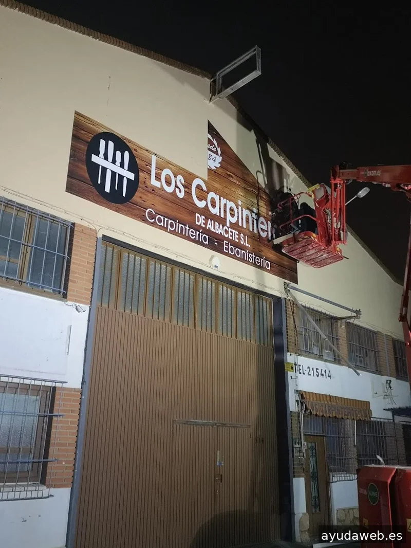 Registro Rótulos y Luminosos, S.L.