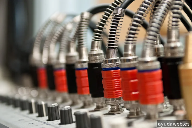 Estudi 33 Comunicació i Màrqueting