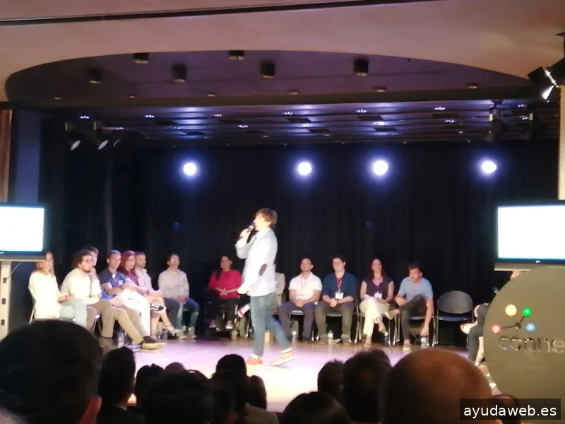 yo comunico | Bodega de ideas